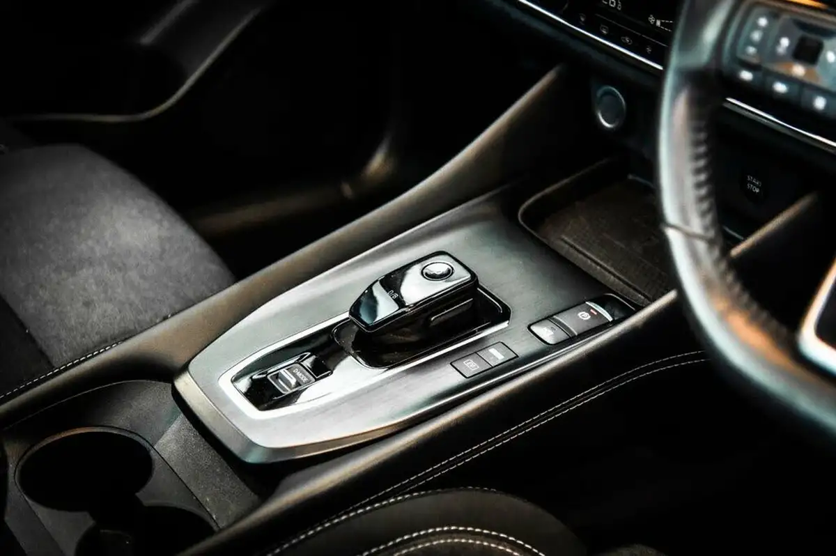 2023-nissan-qashqai-15-kuro-edition-big-47