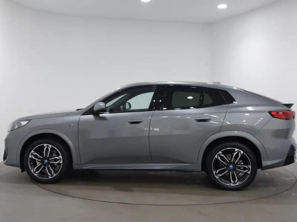 2024-bmw-ix2-e-edrive20-m-sport-pro-packtech-plus-pack-big-3