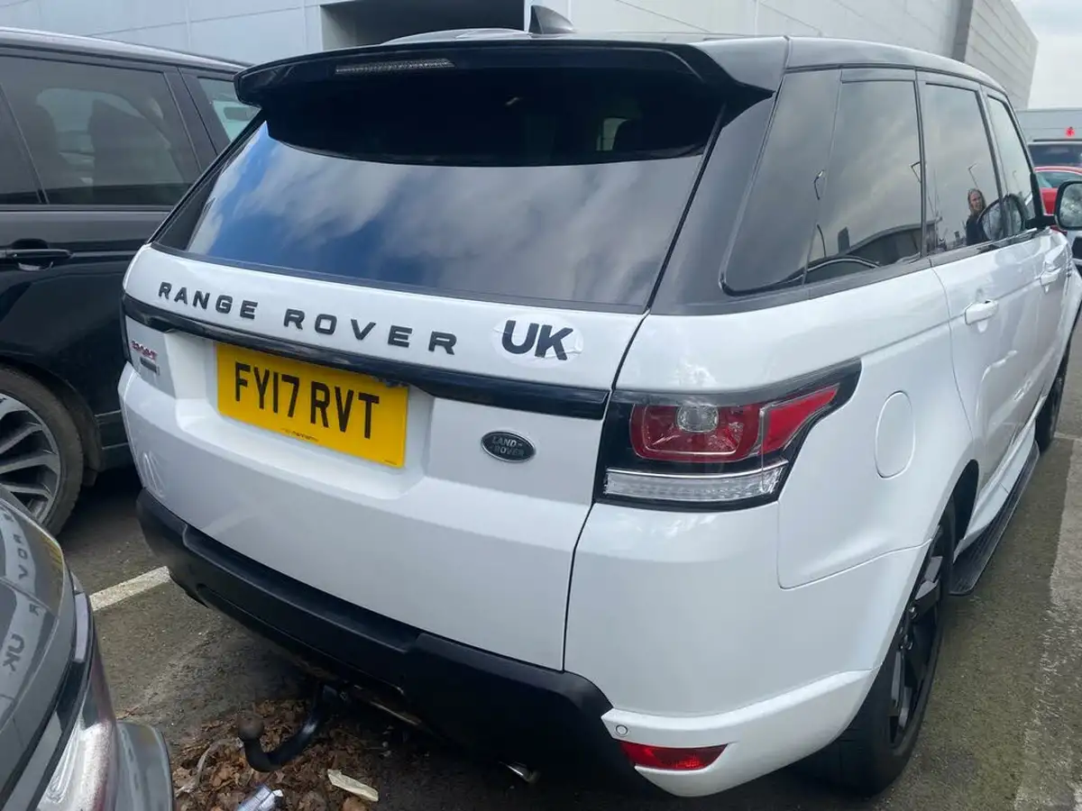 2017-land-rover-range-rover-sport-30-sd-v6-hse-306hp-big-11