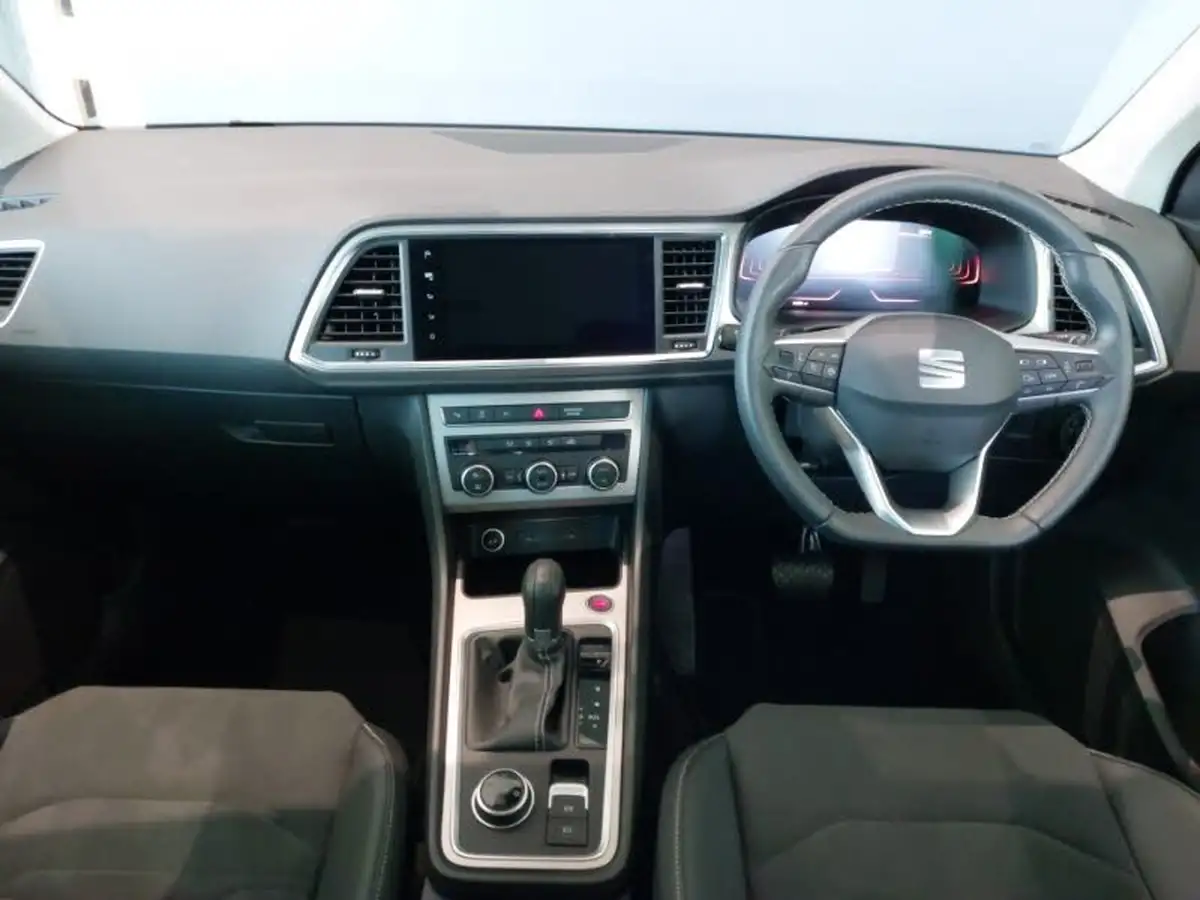 2023-seat-ateca-15-ecotsi-xperience-dsg-big-2
