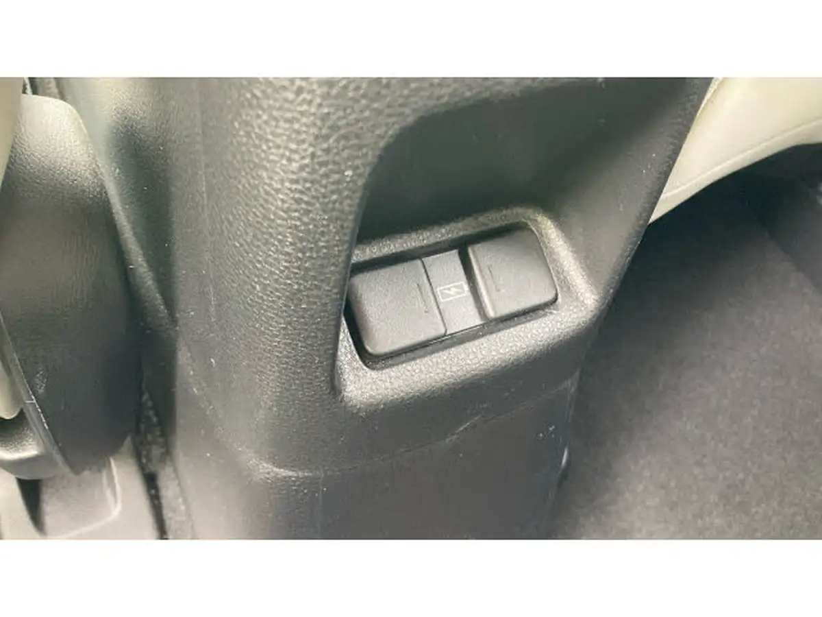 2021-honda-jazz-15-i-mmd-ex-107ps-big-20