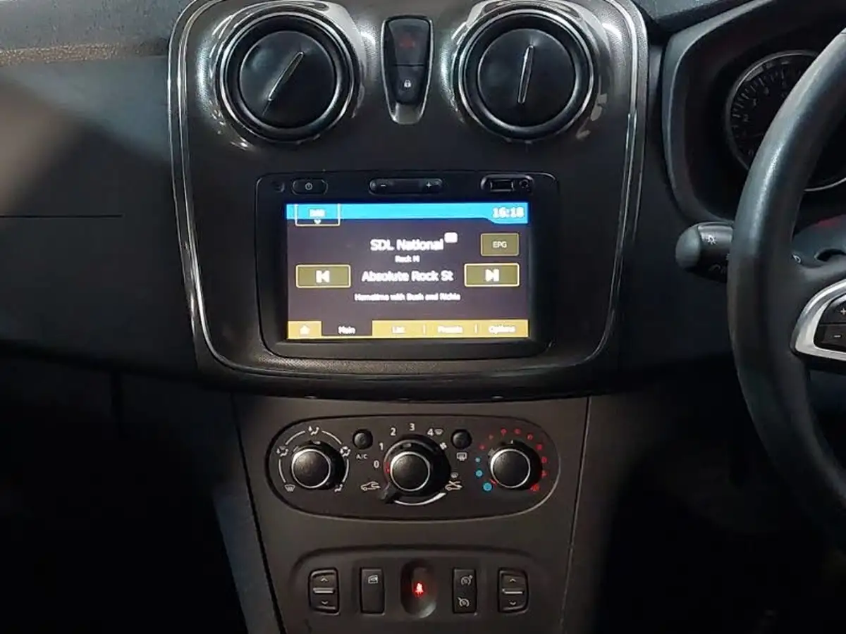 2018-dacia-sandero-stepway-09-tce-comfort-big-10