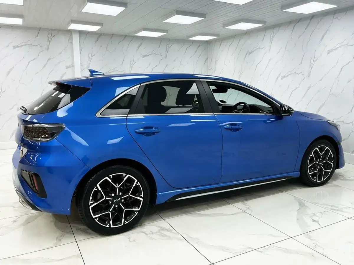 2022-kia-ceed-15-t-gdi-gt-line-big-11
