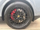 2024-porsche-cayenne-30-v6-s-e-hybrid-coupe-small-13