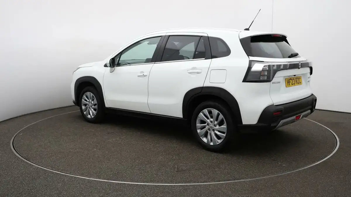 2023-suzuki-s-cross-14-boosterjet-motion-big-57
