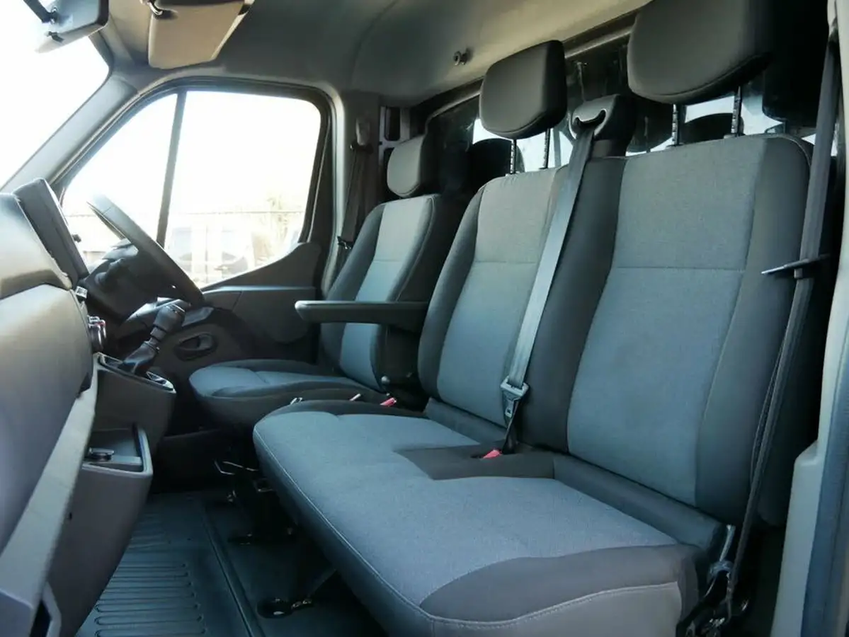 2022-renault-master-23dci-ll35-130-business-euvi-d-rwd-chassis-cab-2298cc-big-3