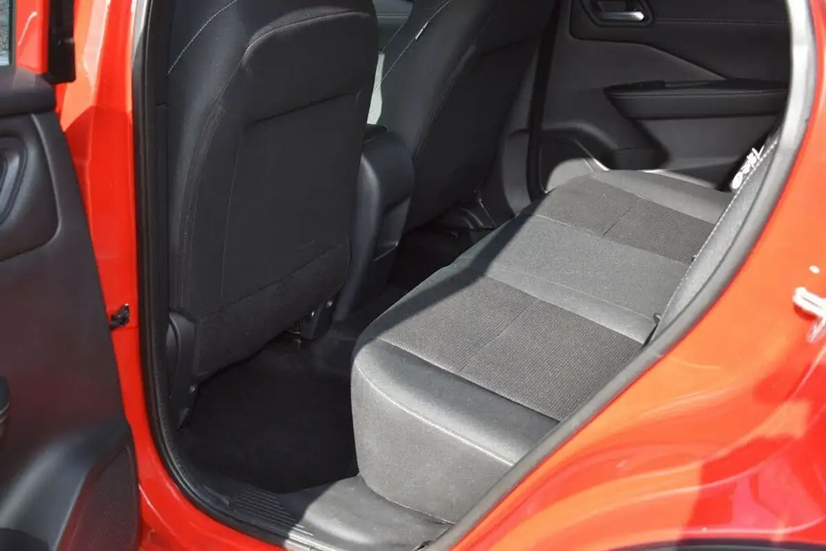 2021-nissan-qashqai-13-dig-t-visia-big-15