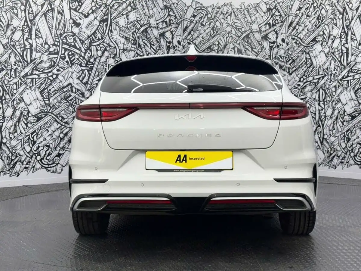 2022-kia-pro-ceed-15-t-gdi-gt-line-big-6