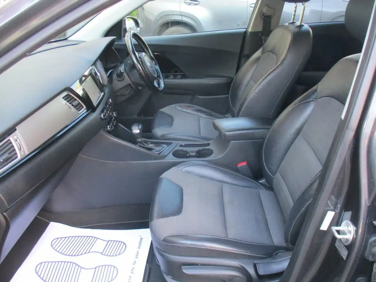 2017-kia-niro-16-gdi-2-156kwh-lithium-ion-big-33