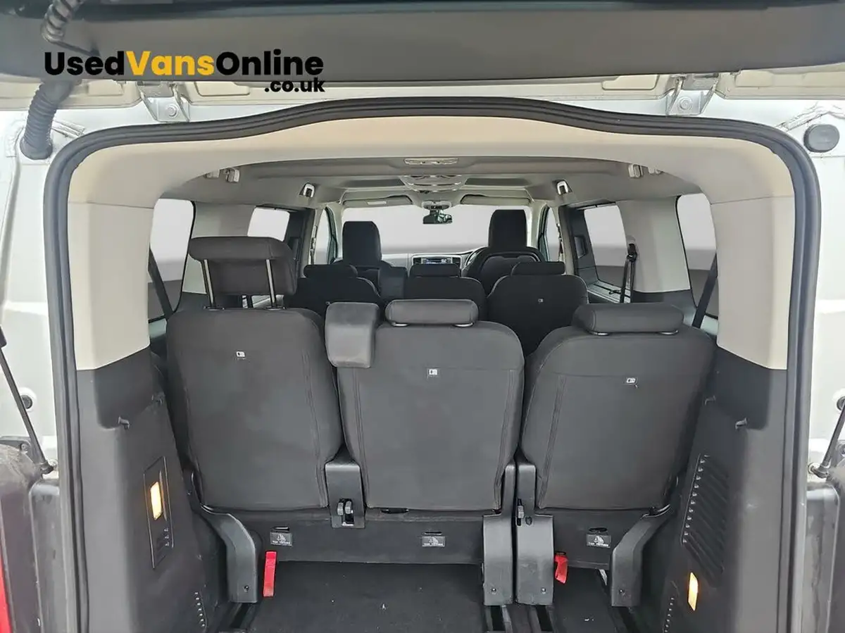 2019-toyota-proace-verso-20d-family-150ps-l1ss-big-17