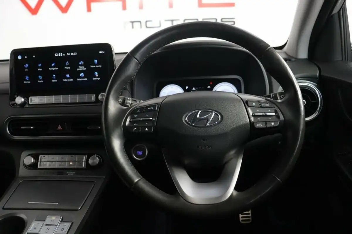 2021-hyundai-kona-e-premium-204ps-64kwh-7kw-obc-big-16