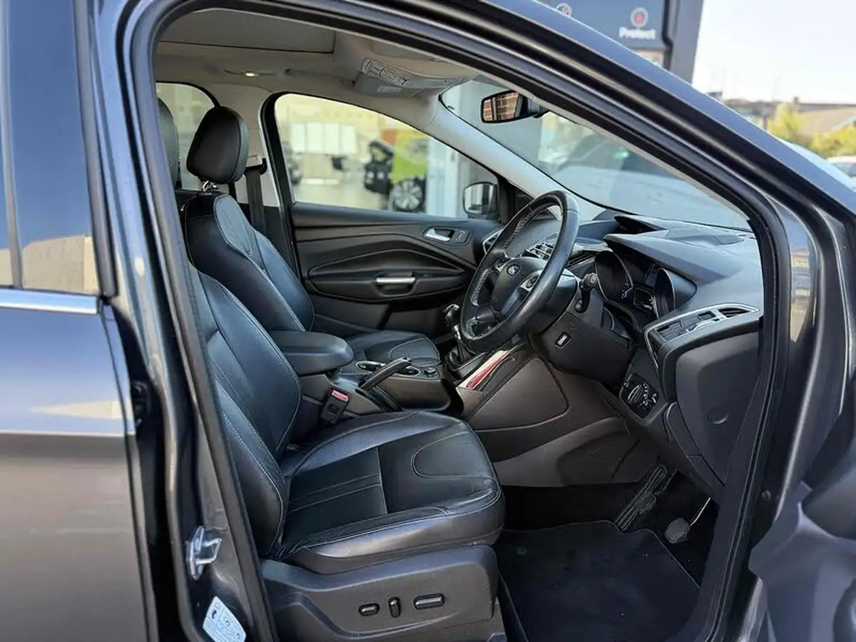 2015-ford-kuga-20tdci-titanium-x-180ps-awd-big-13