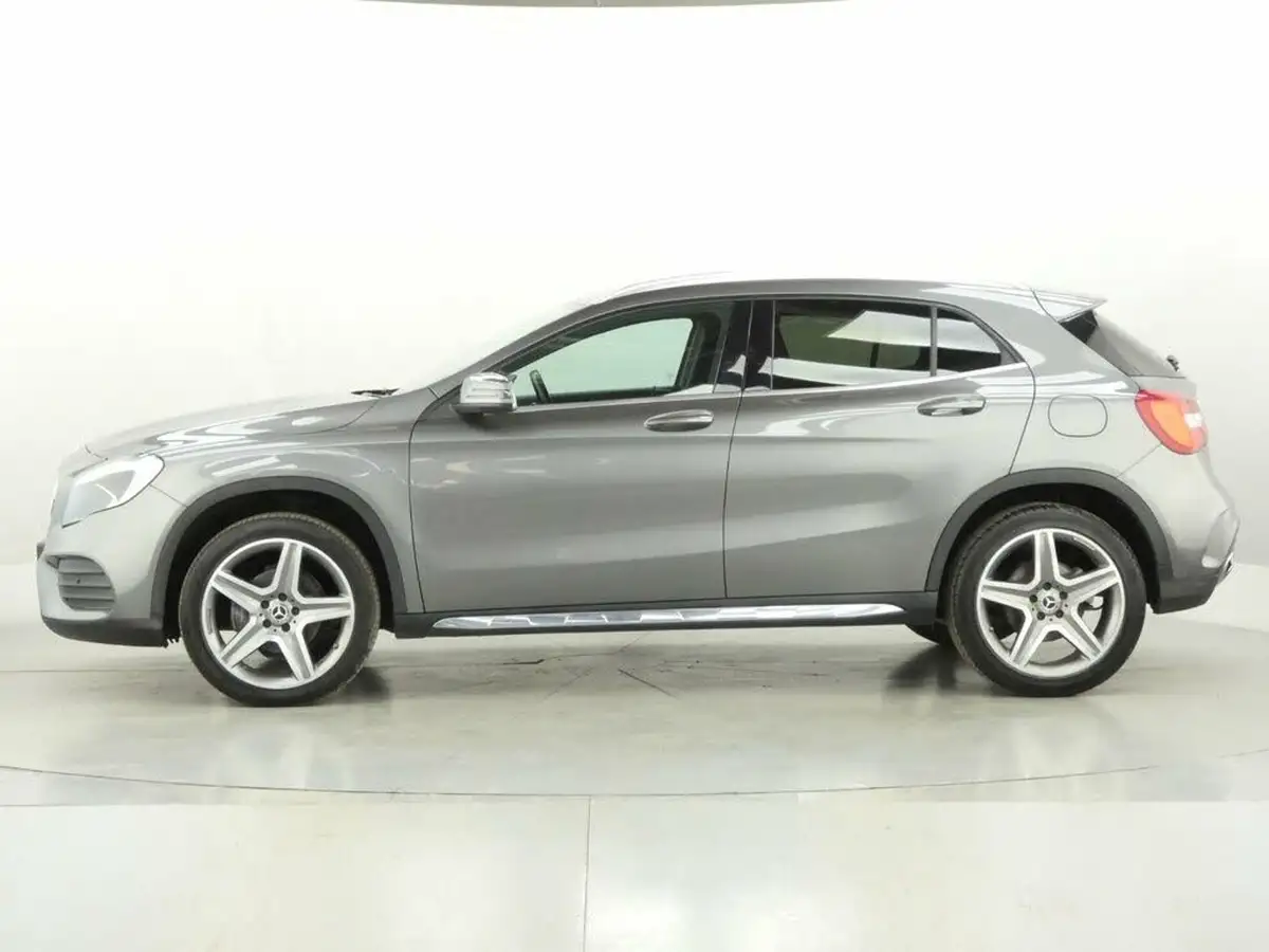 2018-mercedes-benz-gla-class-16-gla-200-amg-line-154bhp-big-4