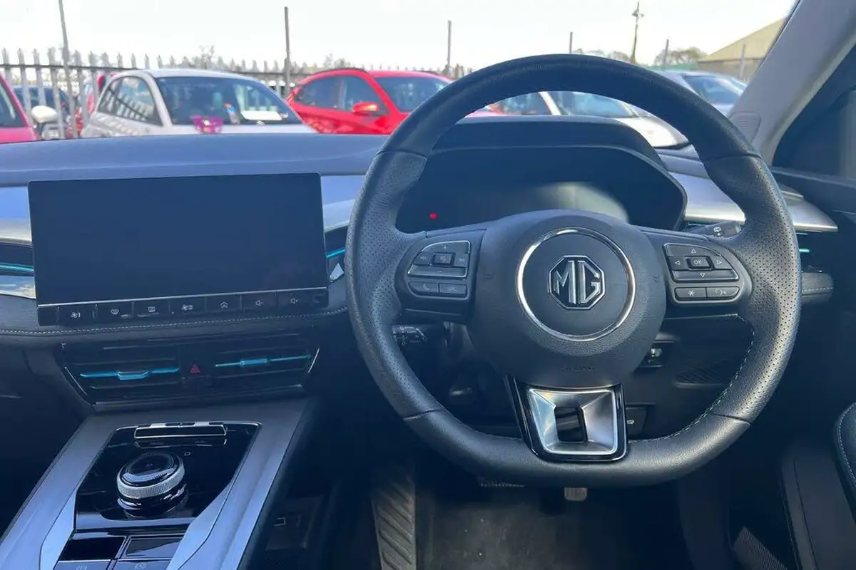 2024-mg-mg5-e-trophy-ev-big-13