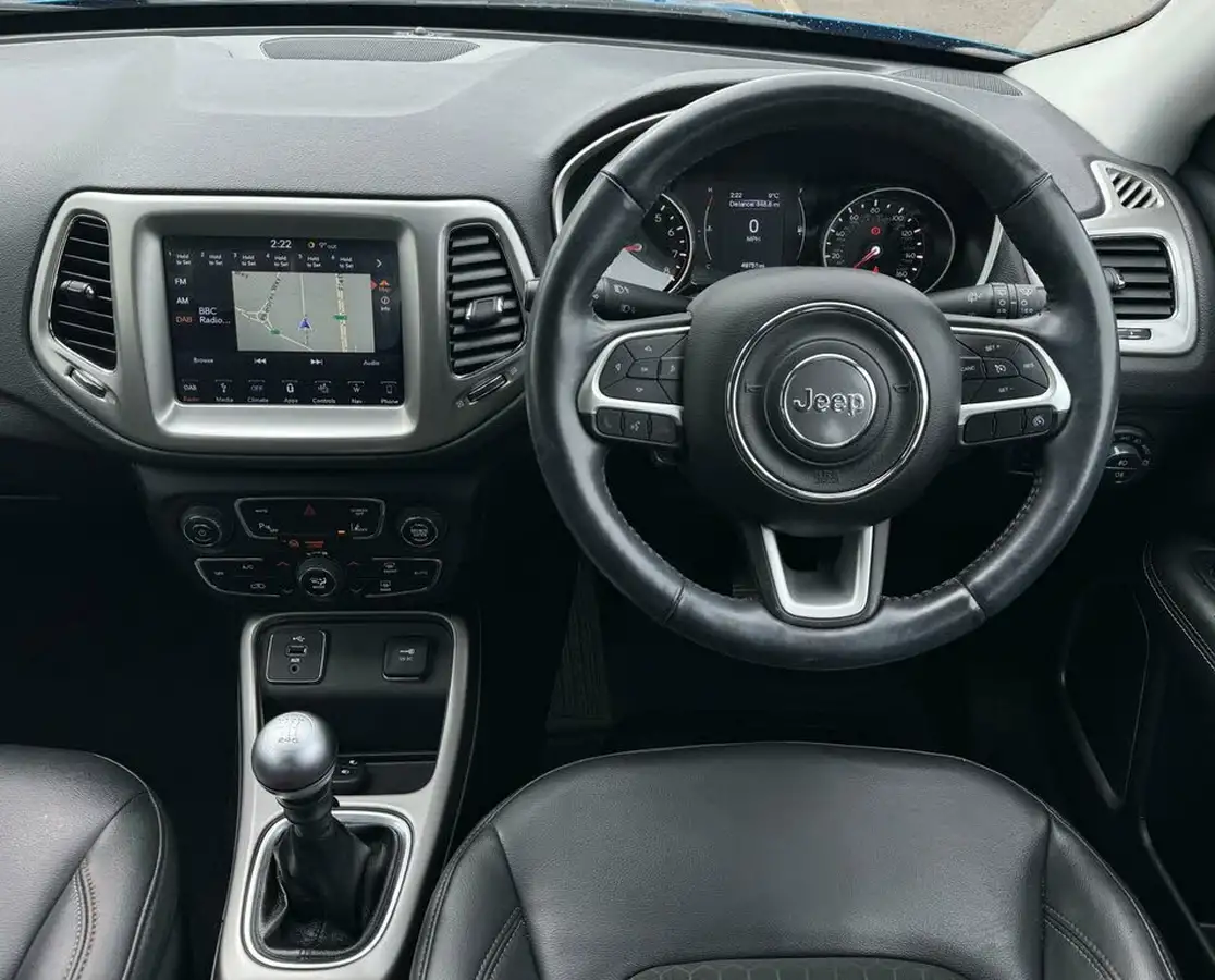 2019-jeep-compass-14-multiair-ii-longitude-big-10