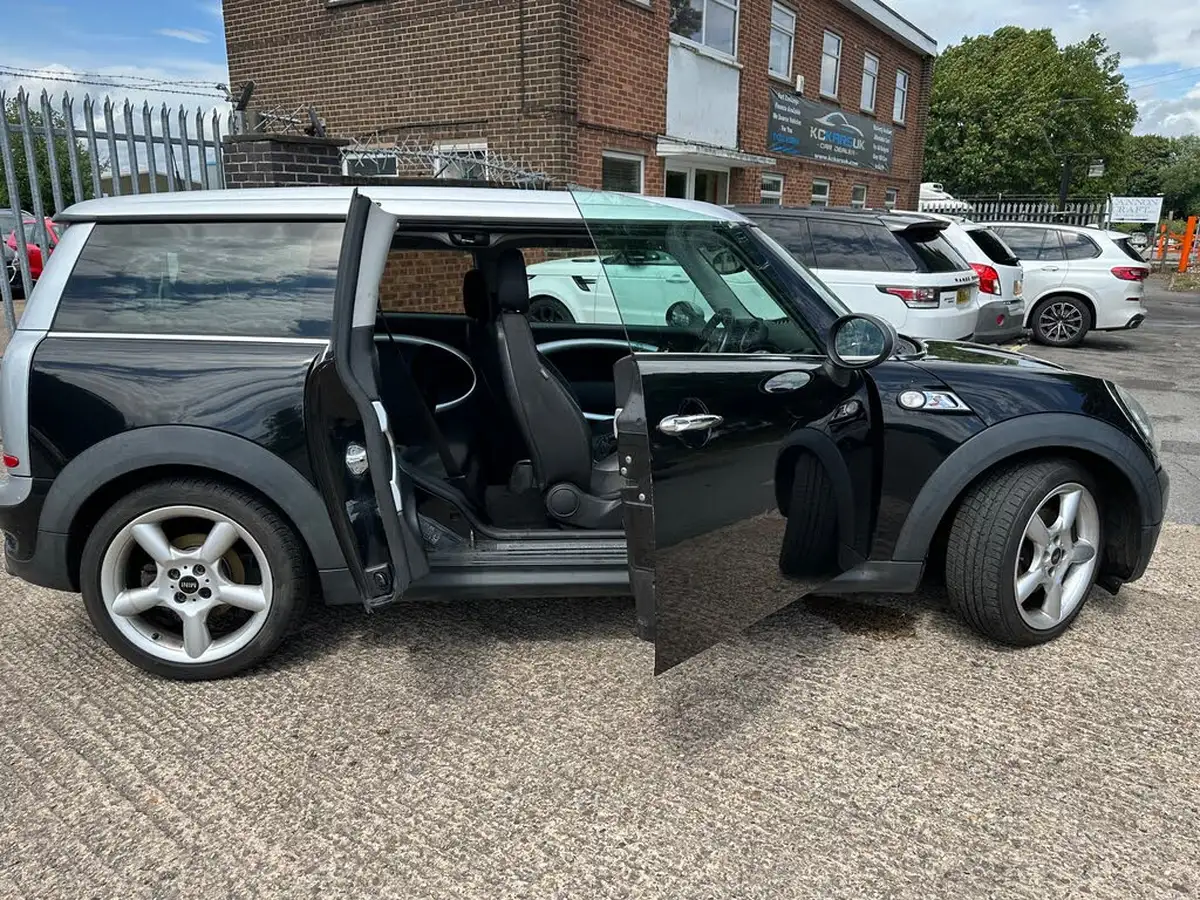2009-mini-clubman-16-cooper-s-chili-big-8