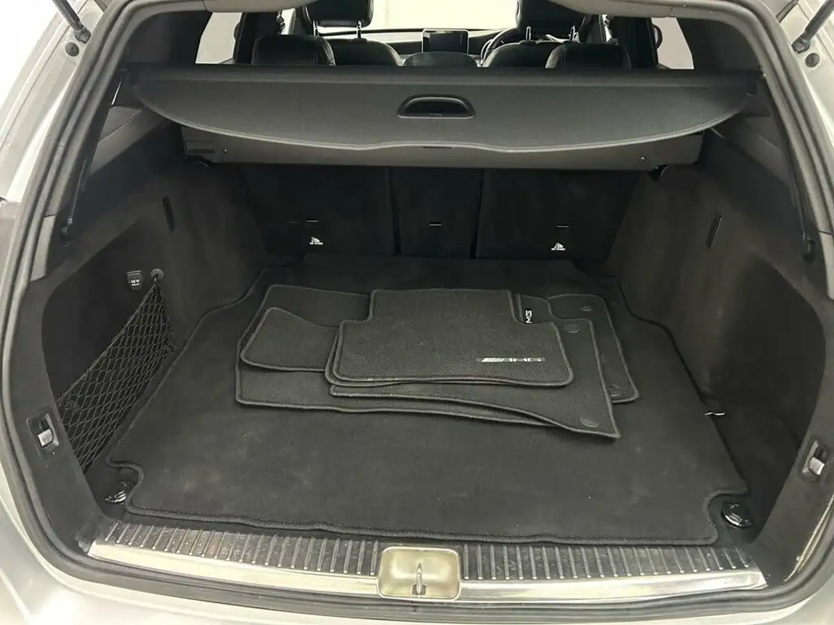 2017-mercedes-benz-c-class-21d-c220d-amg-line-premiumss-estate-5d-9g-tronic-plus-big-22