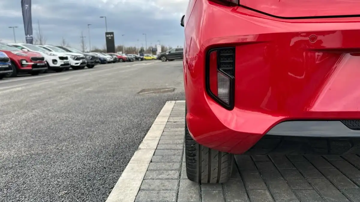 2024-kia-picanto-10-3-62bhp-big-29