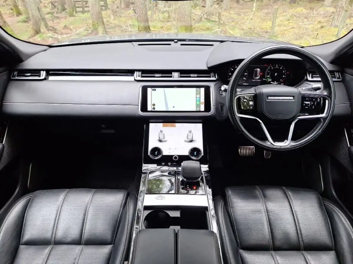2021-land-rover-range-rover-velar-20-p400e-r-dynamic-hse-big-2
