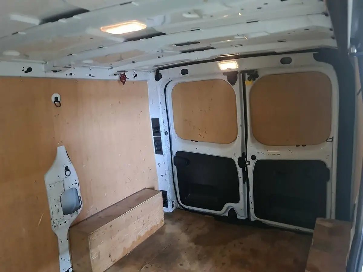 2021-renault-trafic-20dci-sl28-energy-120-business-big-24