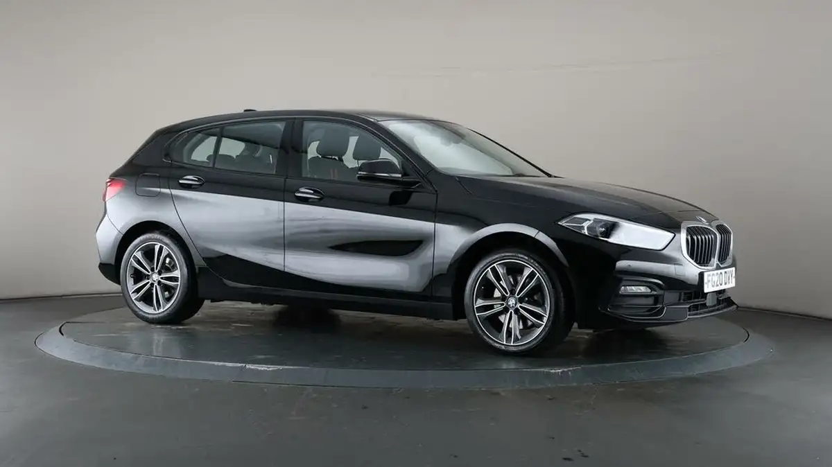 2020-bmw-1-series-15td-116d-sport-big-47
