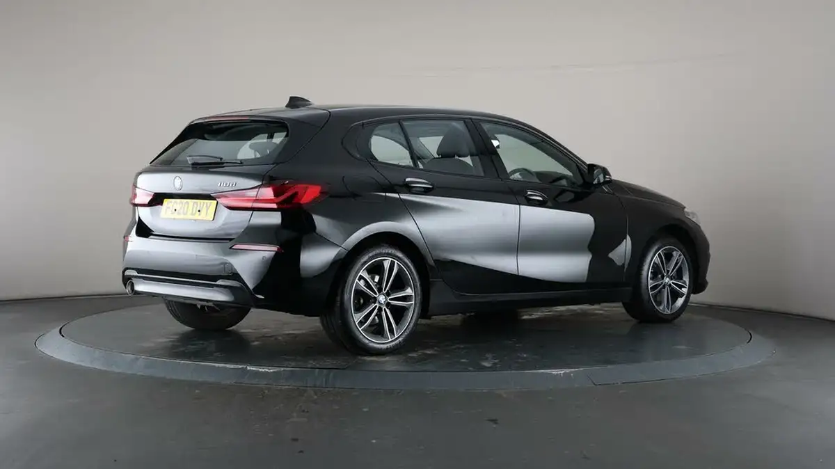 2020-bmw-1-series-15td-116d-sport-big-6