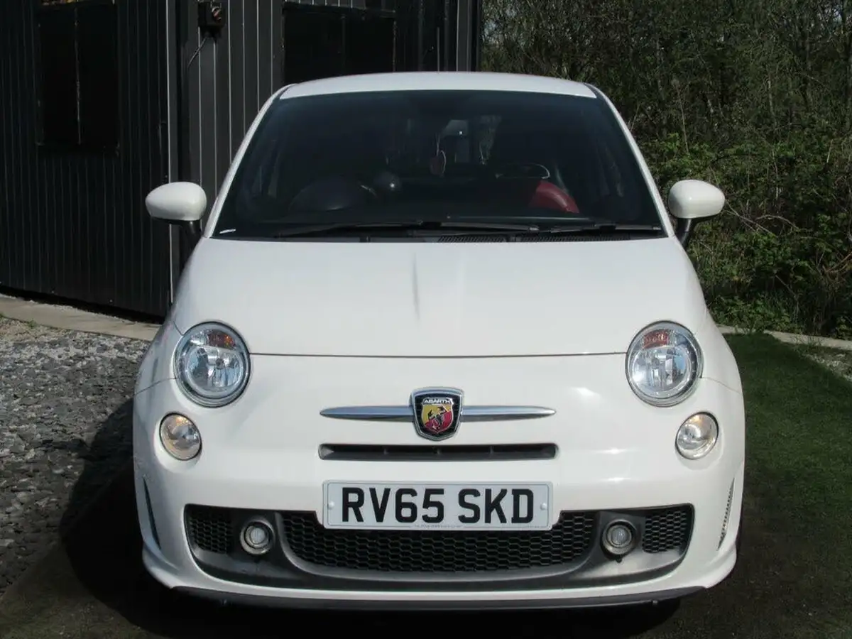 2015-abarth-500-14-tjet-595-turismo-160bhp-big-6