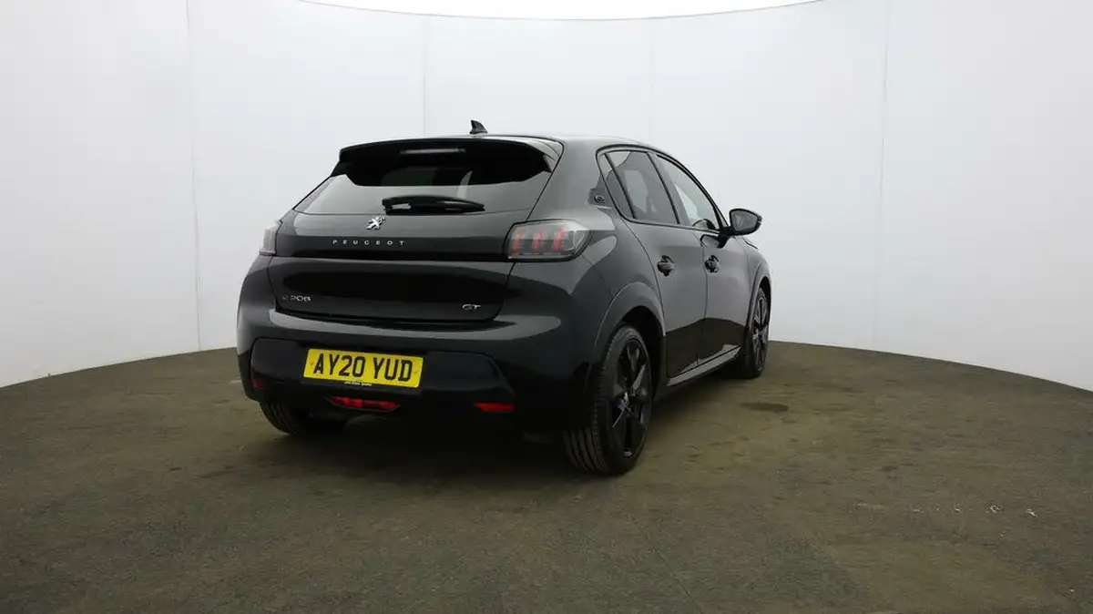 2020-peugeot-208-e-gt-big-52