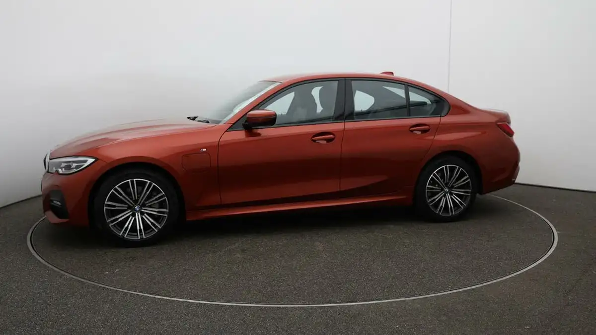 2020-bmw-3-series-20-330e-m-sport-saloon-4d-big-60