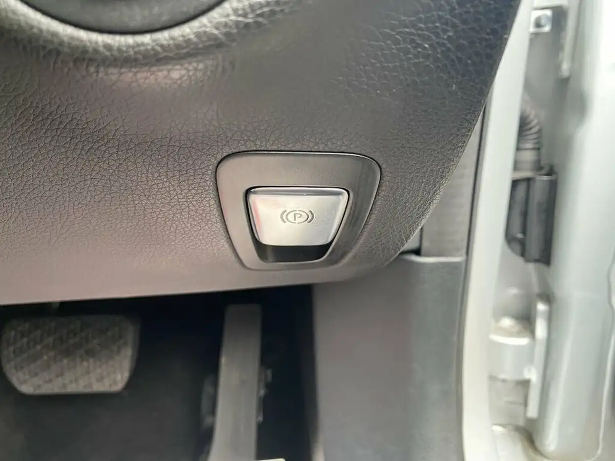2018-mercedes-benz-c-class-20-c200-se-executive-edition-estate-5d-9g-tronic-plus-big-54