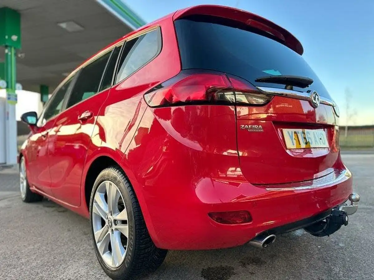2016-vauxhall-zafira-tourer-20cdti-sri-ss-big-6