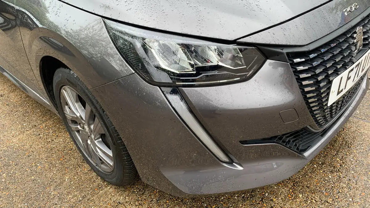 2021-peugeot-208-12-puretech-active-premium-100bhp-eat8-big-45