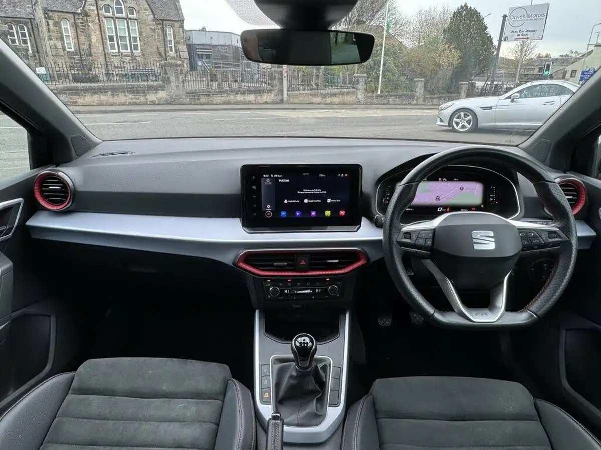 2022-seat-arona-10-tsi-fr-sport-big-13