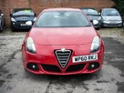 2010-alfa-romeo-giulietta-20td-veloce-small-20