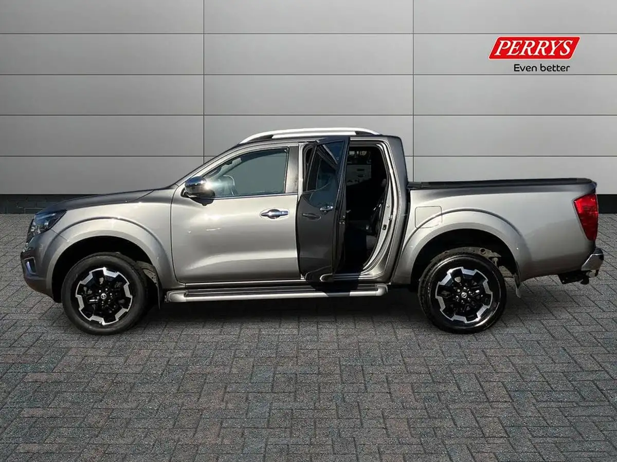 2020-nissan-navara-23dci-tt-tekna-8-navileather-big-2