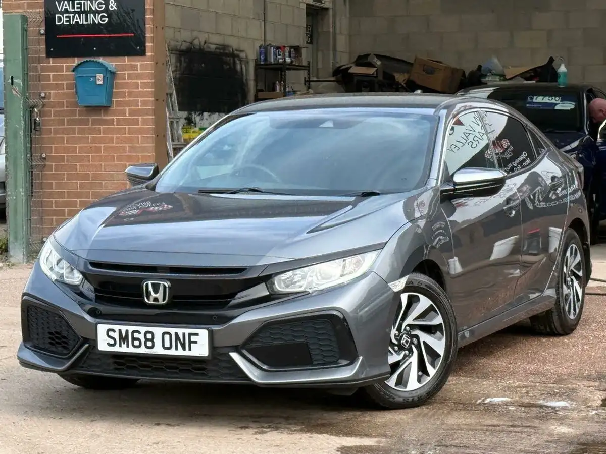 2018-honda-civic-10-vtec-turbo-se-126ps-hatchback-5d-big-2