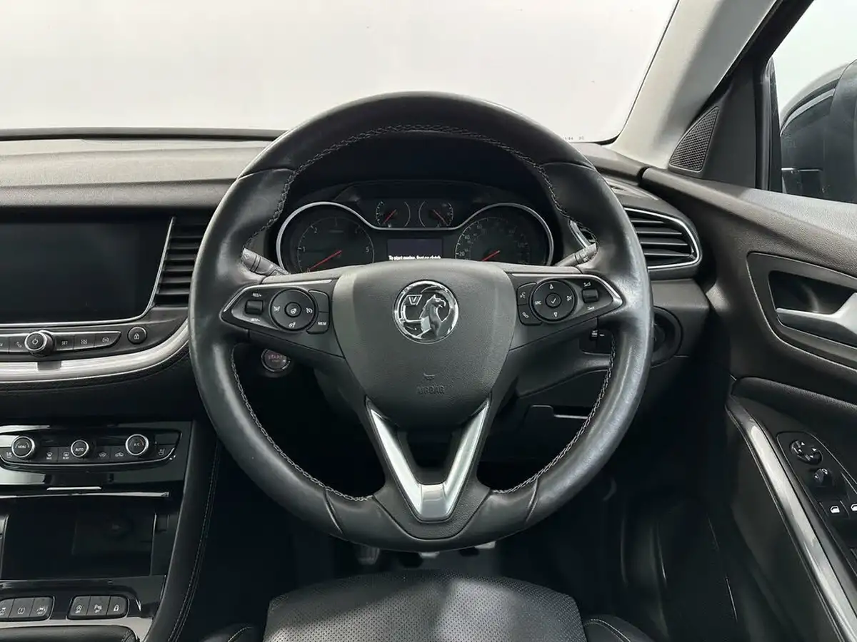 2019-vauxhall-grandland-x-15td-elite-nav-ss-blueinjection-big-10