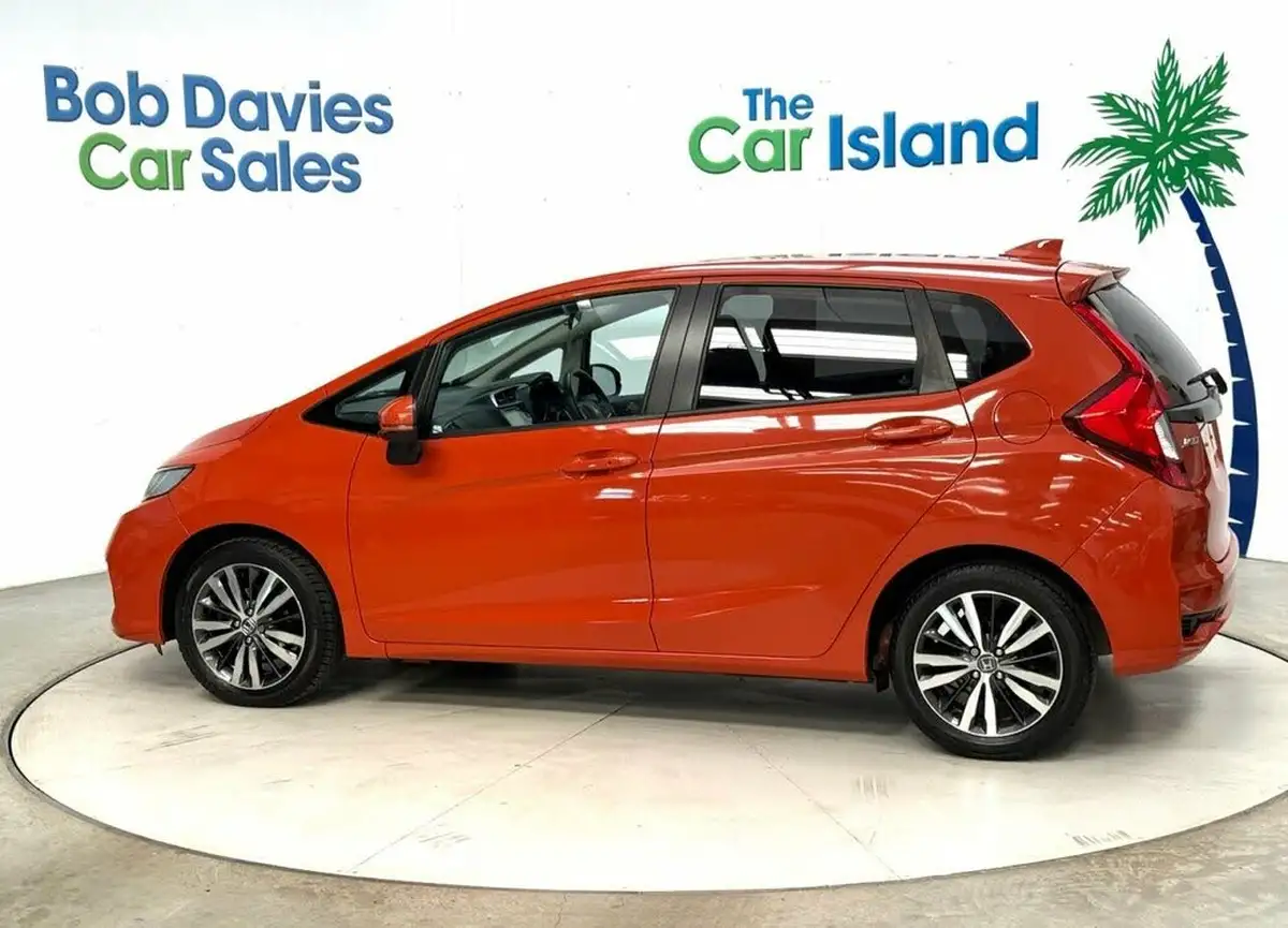 2018-honda-jazz-13-i-vtec-ex-cvt-big-5