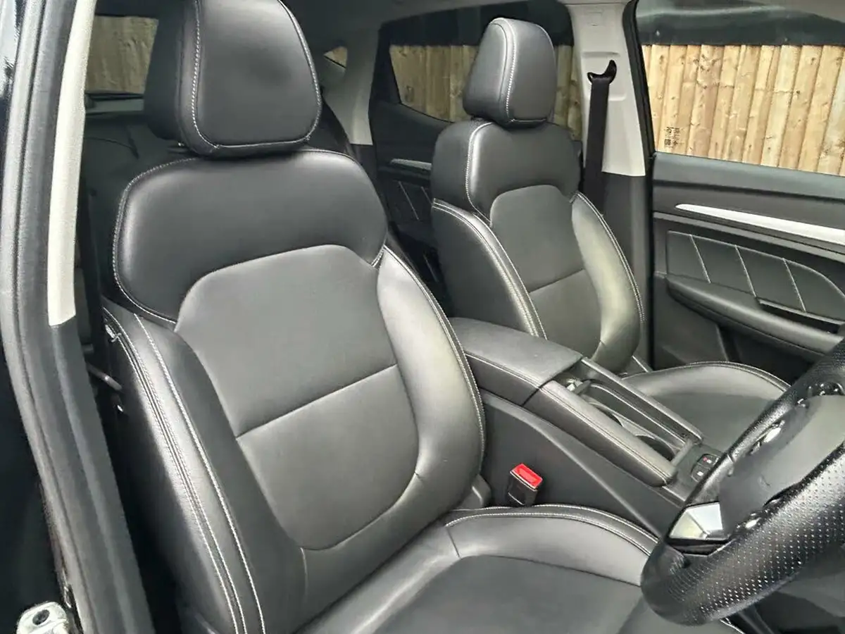 2021-mg-zs-suv-e-exclusive-ev-big-2