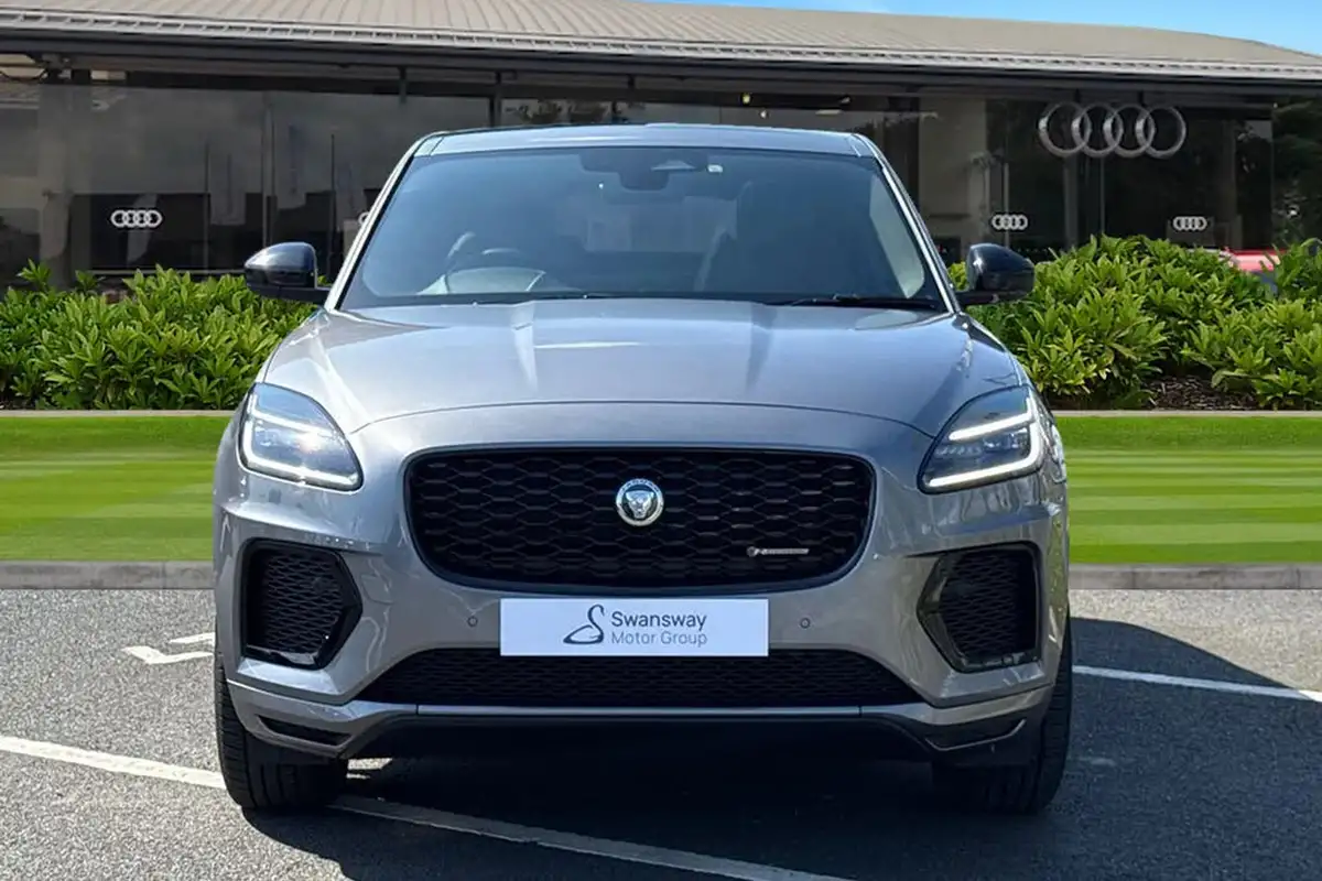 2024-jaguar-e-pace-20-d200-r-dynamic-se-black-big-4
