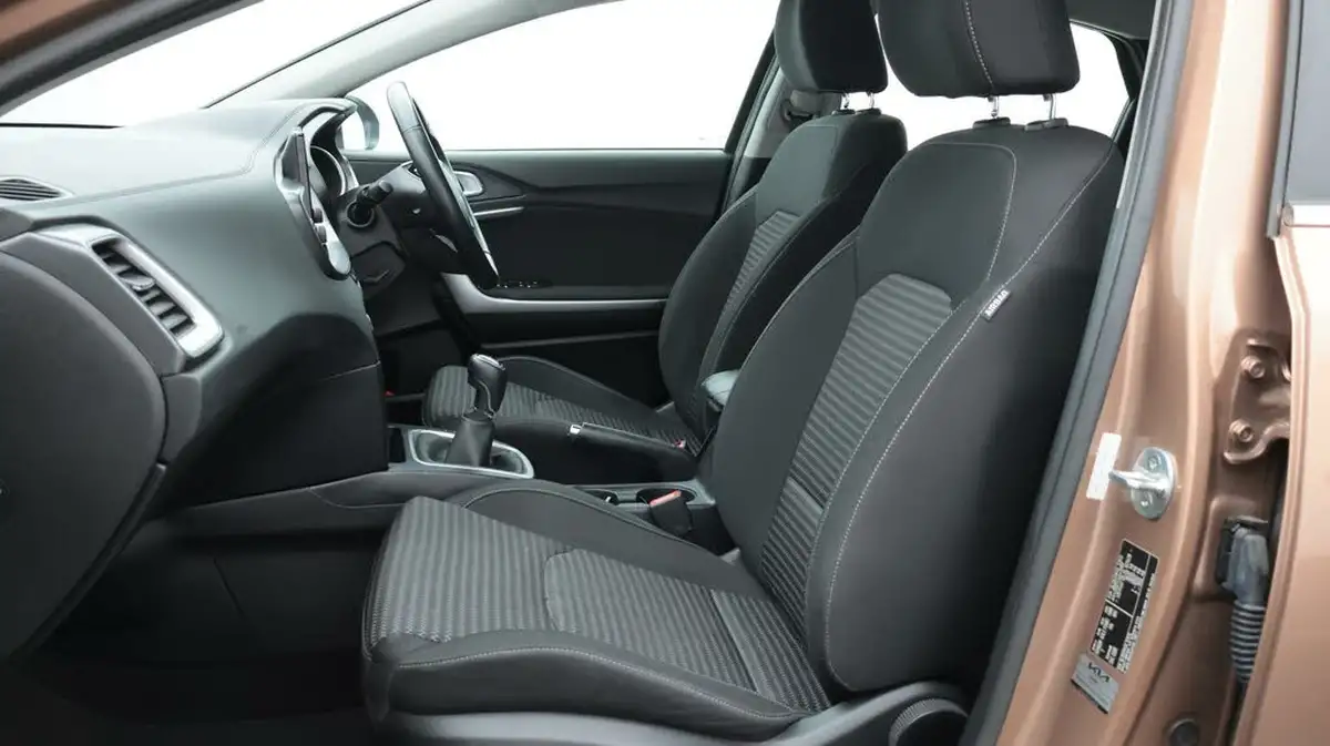 2022-kia-xceed-10-t-gdi-2-big-14
