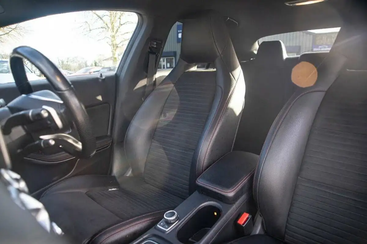 2018-mercedes-benz-cla-21d-cla-220d-amg-line-night-edition-177ps-ss-coupe-4d-big-23