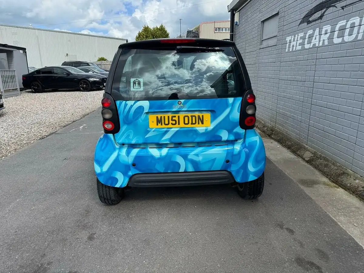 2001-smart-car-smart-06-pulse-hatchback-3d-599cc-semi-automatic-big-4