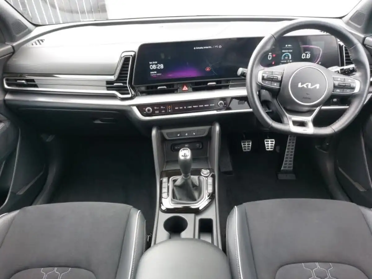 2024-kia-sportage-16-t-gdi-gt-line-148bhp-big-2