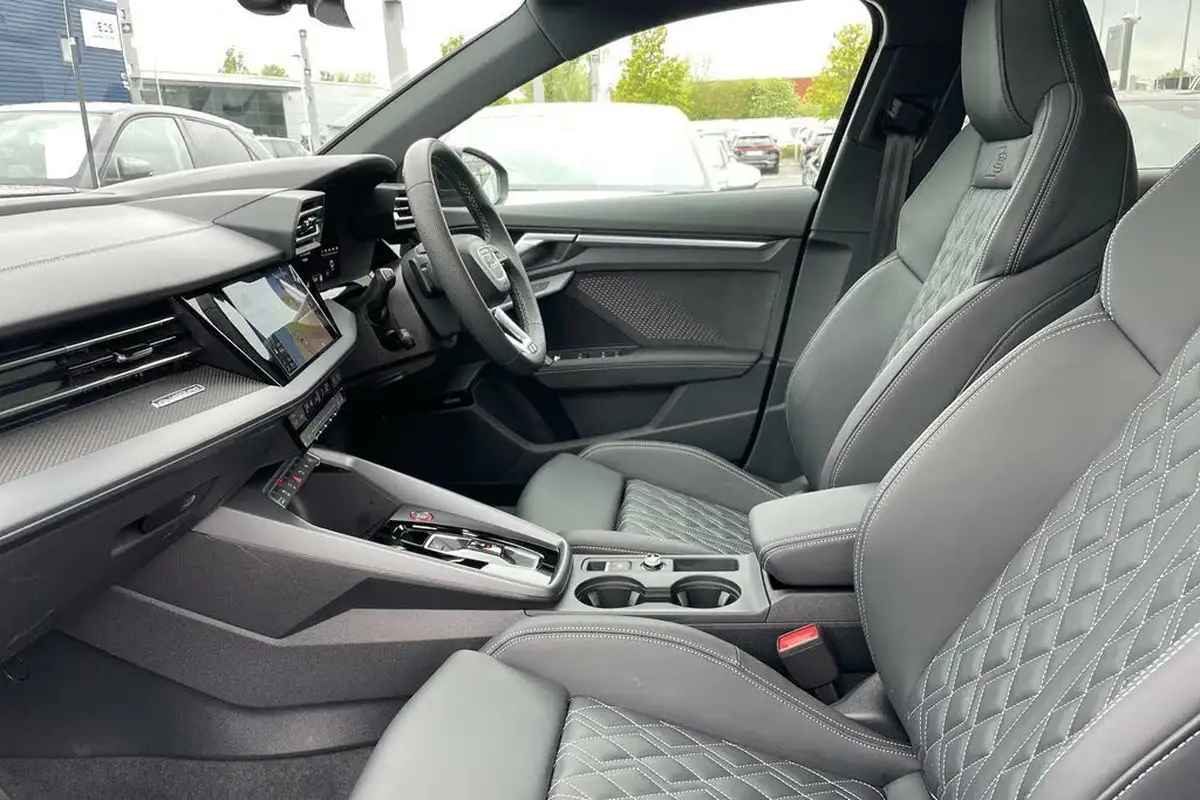 2024-audi-s3-big-31