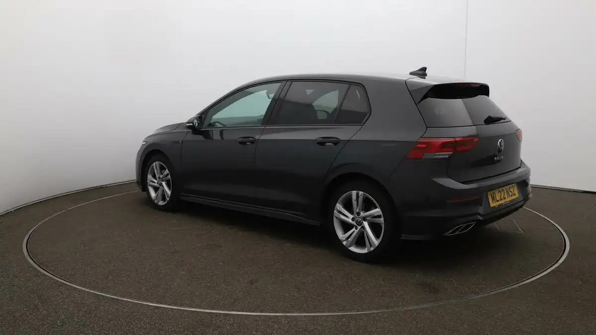 2022-volkswagen-golf-15-tsi-r-line-150ps-hatchback-big-5