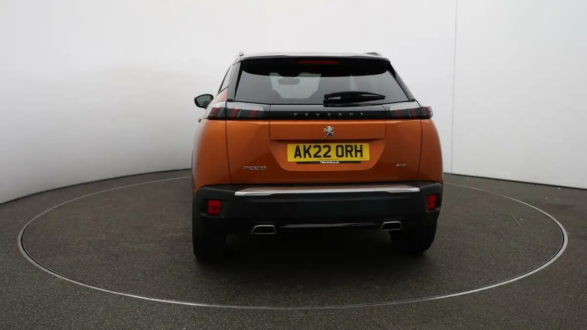 2022-peugeot-2008-suv-12-puretech-gt-big-54