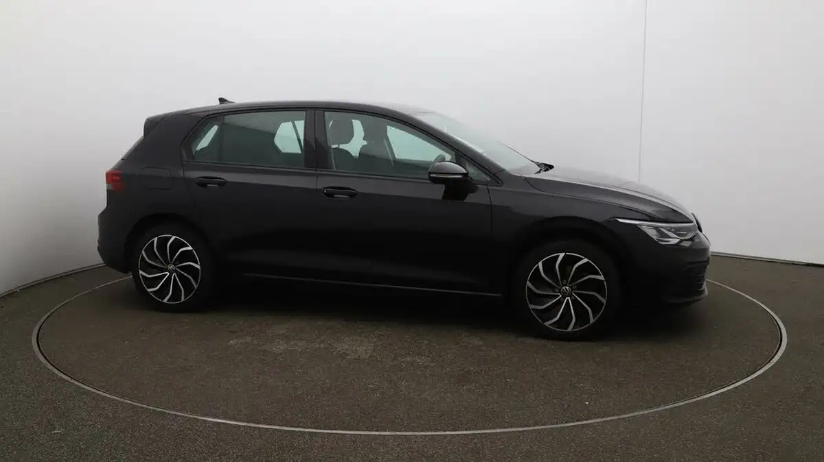 2024-volkswagen-golf-10-tsi-life-hatchback-big-39