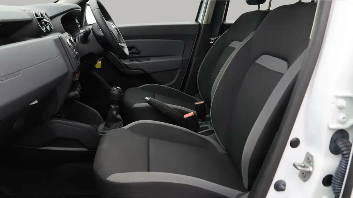 2019-dacia-duster-16-sce-essential-big-13