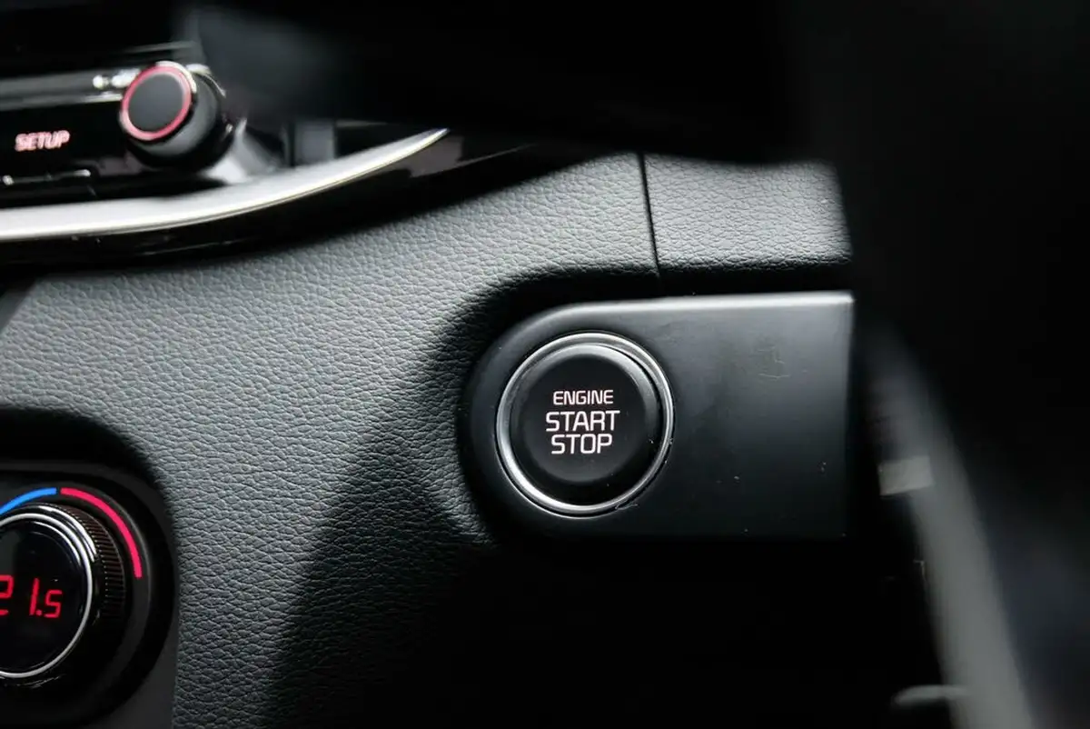 2024-kia-pro-ceed-15-t-gdi-gt-line-s-158bhp-big-18